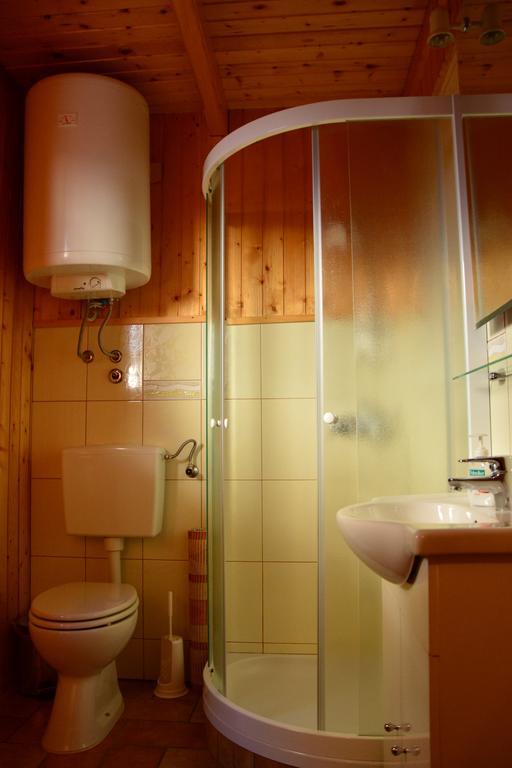 צ'רקנו Apartments Gatej מראה חיצוני תמונה