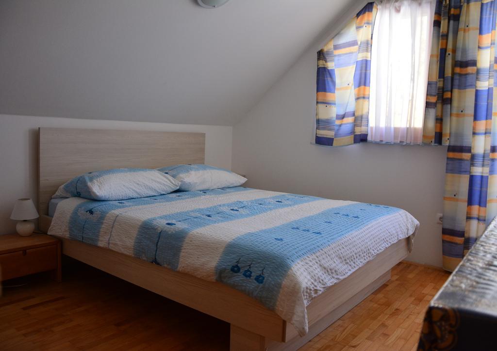 צ'רקנו Apartments Gatej מראה חיצוני תמונה