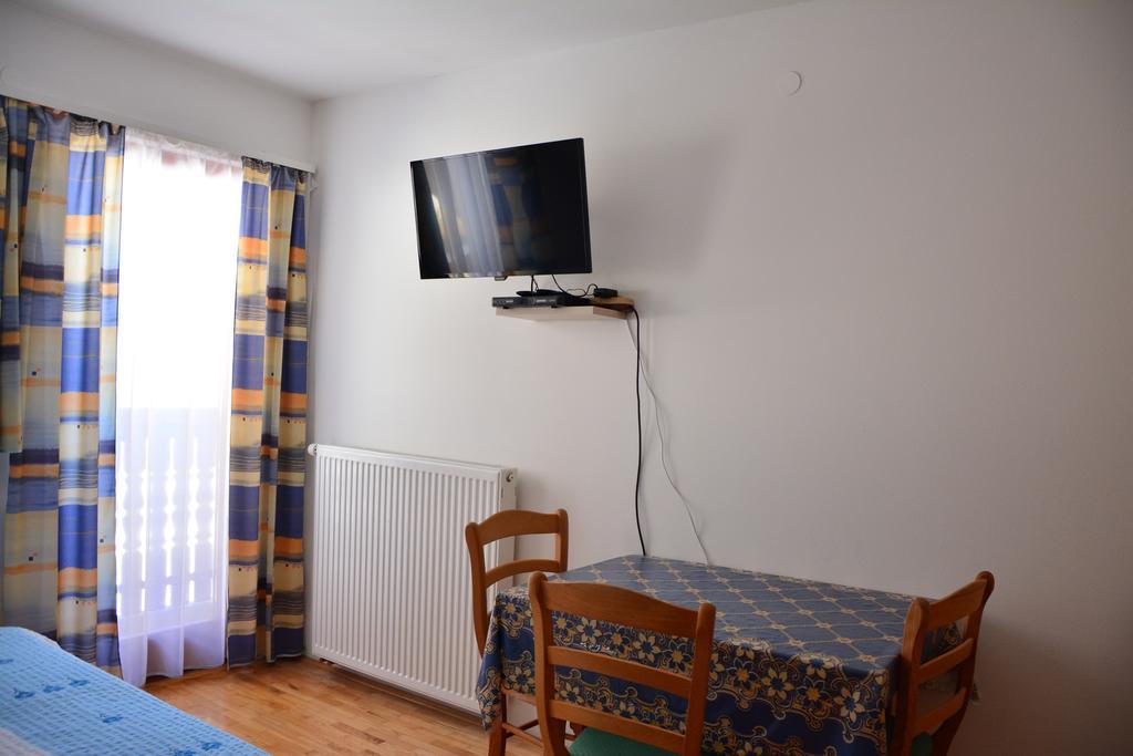 צ'רקנו Apartments Gatej מראה חיצוני תמונה
