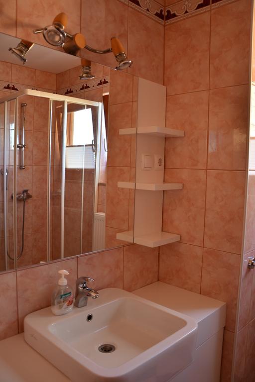 צ'רקנו Apartments Gatej מראה חיצוני תמונה