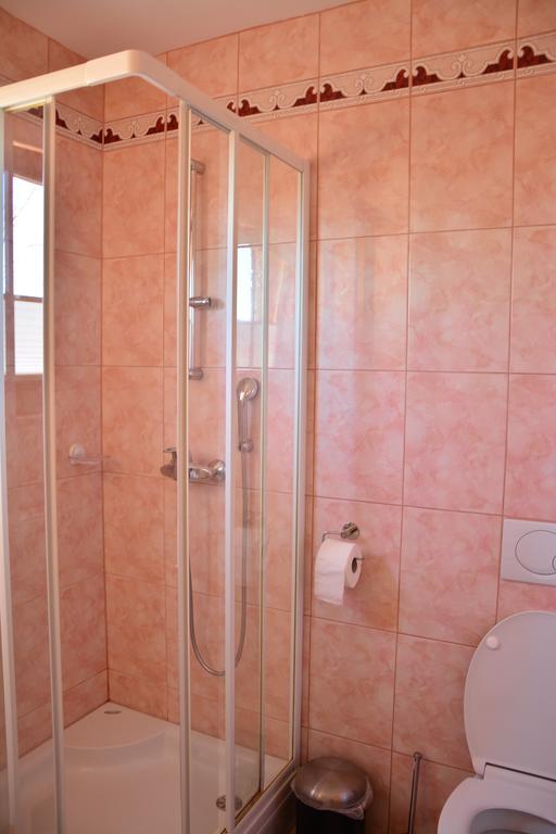 צ'רקנו Apartments Gatej מראה חיצוני תמונה
